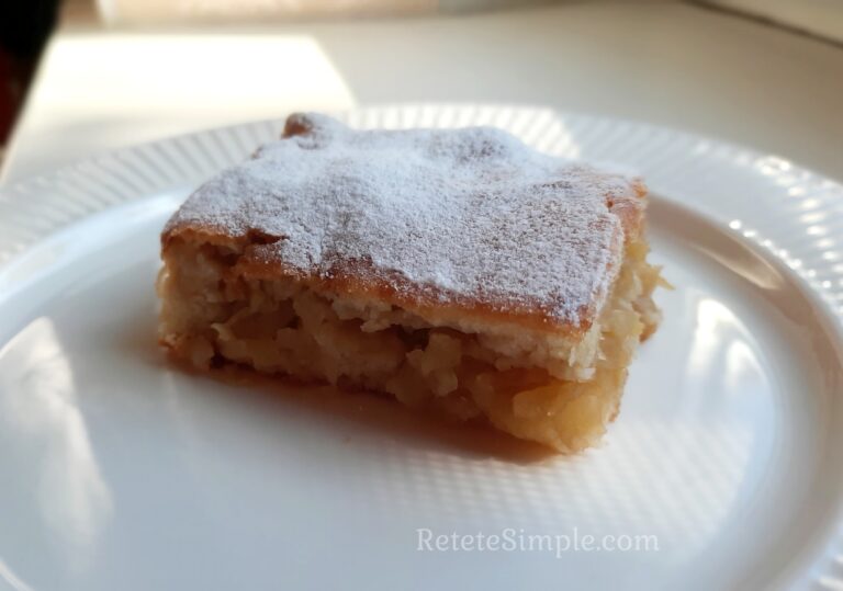 Easy Grated Apple Cake