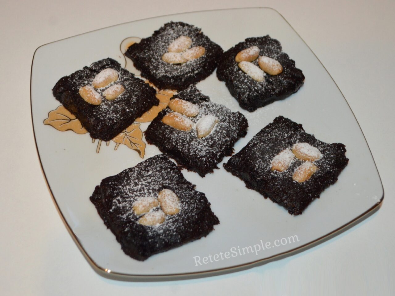 Banana & Peanut Brownie photo