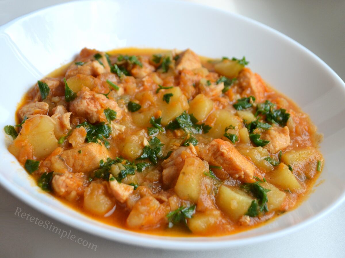 Cartofi scazuti cu carne poza