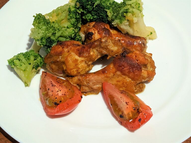 Crispy Chicken Wings with Broccoli