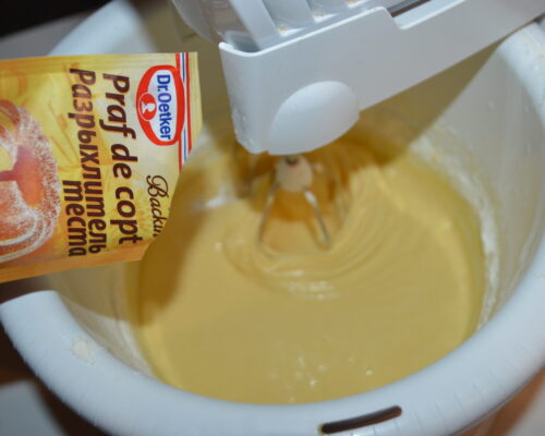 Ajoutez la levure chimique