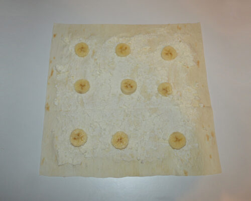 Cut the banana into slices