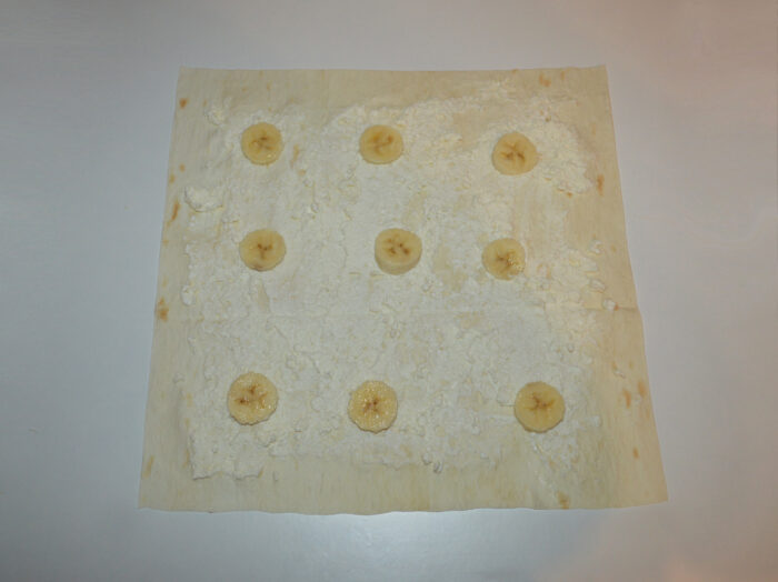 Cut the banana into slices