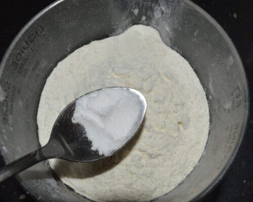 bicarbonate de soude à la farine