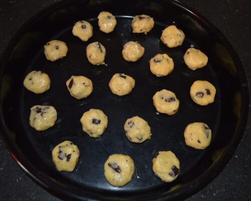 Placer les biscuits à une certaine distance les uns des autres