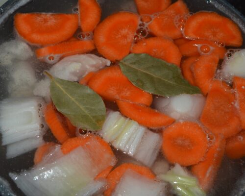 Ensuite, les feuilles de laurier