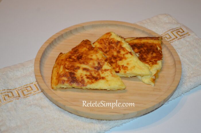 Healthy & Quick Cheese and Sour Cream Skillet Breakfast photo