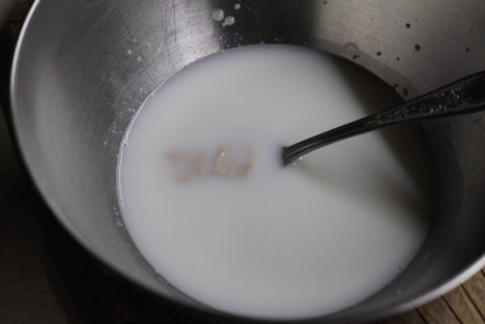 dissolve the salt, fresh yeast