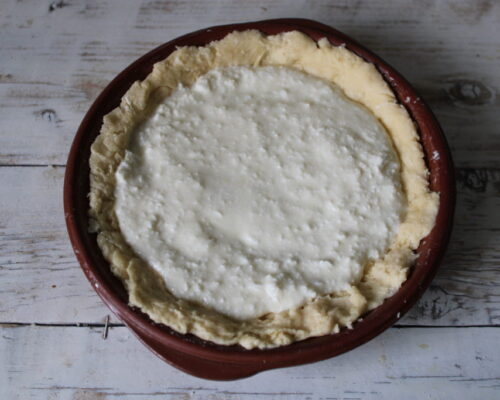 Выливаем заливку на основу