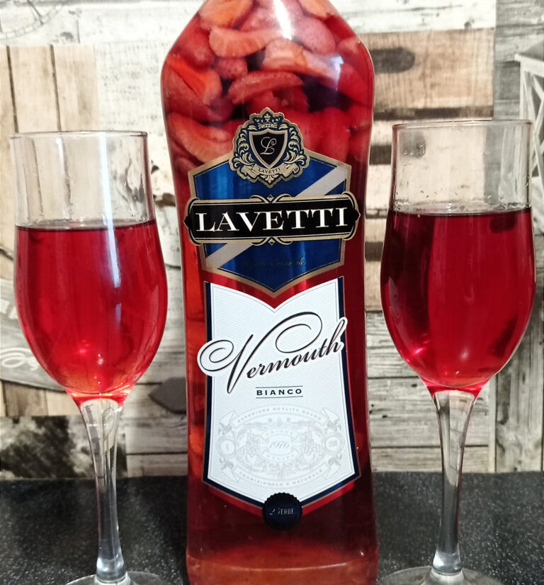 Клубничная наливка