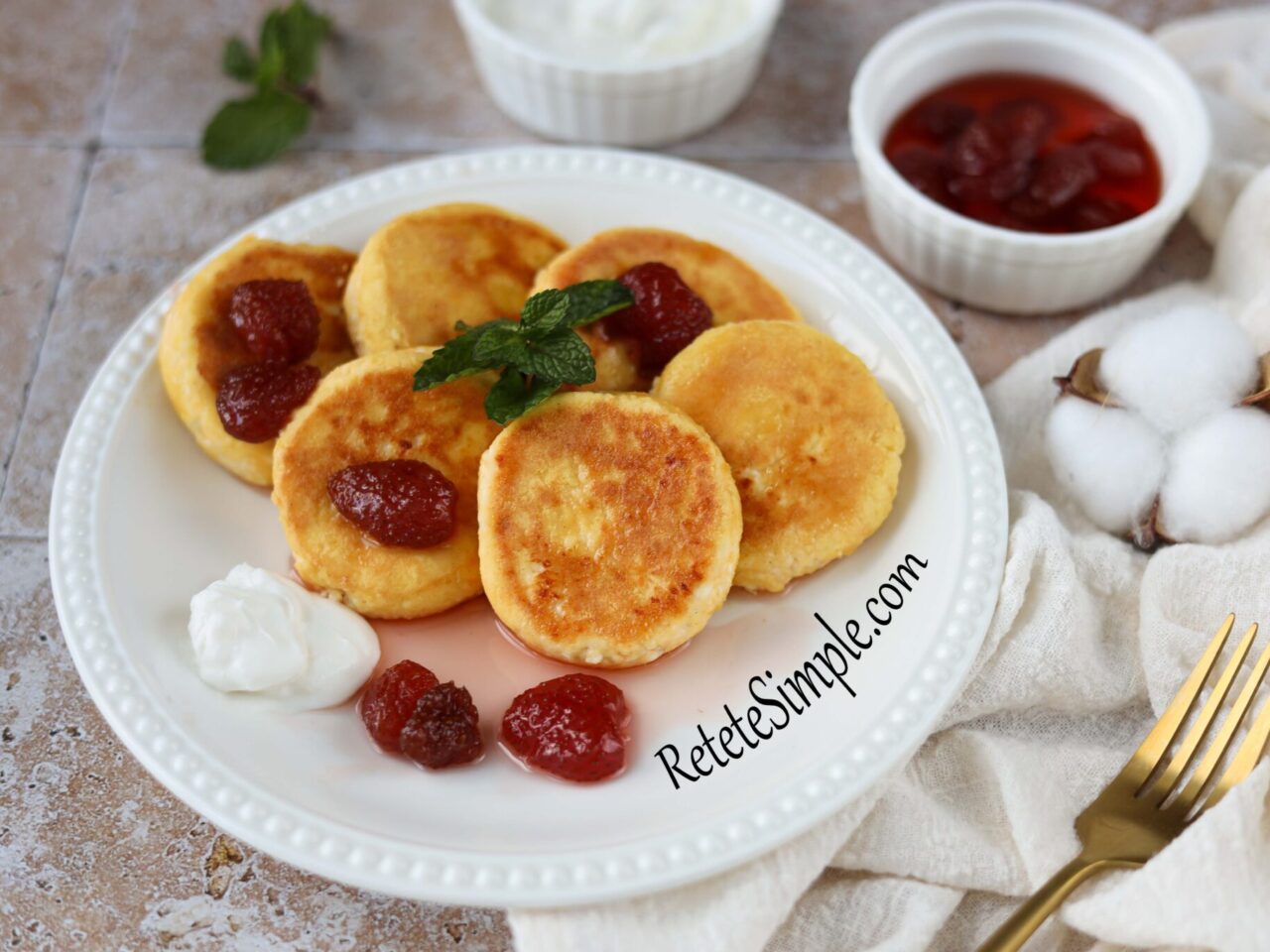 Russian Cottage Cheese Pancakes photo