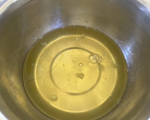 make sure to use egg whites at room temperature