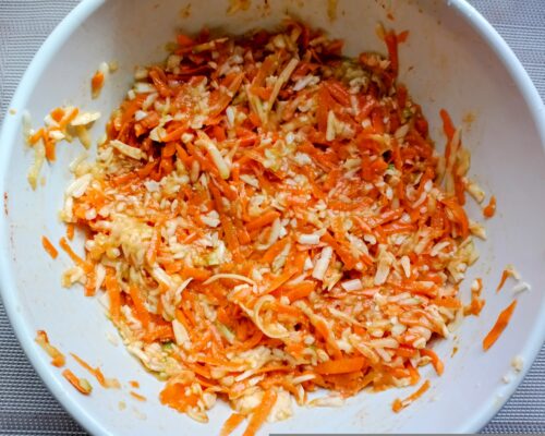 Stir all ingredients well