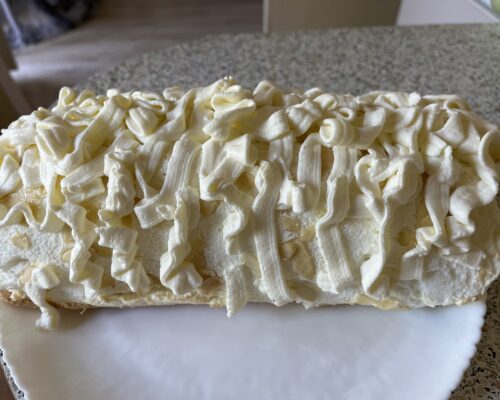 Use a pastry syringe to make waves of cream