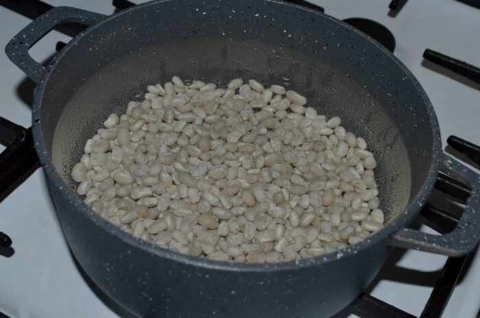 Wash the beans and simmer