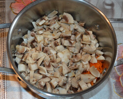 Add finely chopped mushrooms