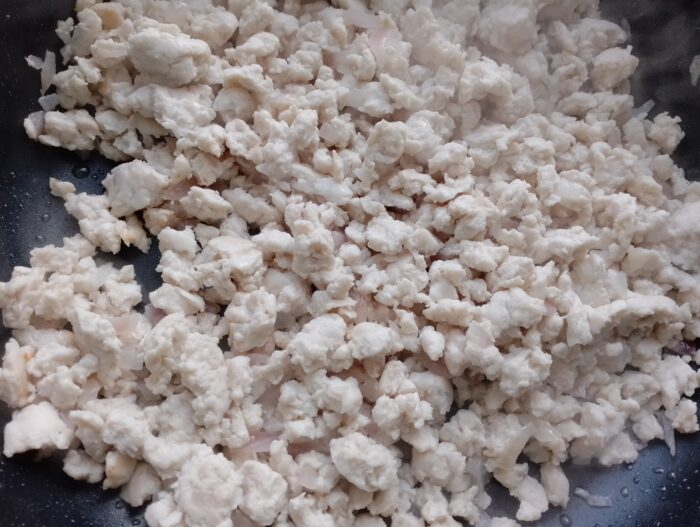 Fry the minced meat