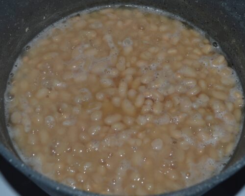 Turn off the heat when the beans are ready