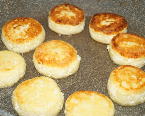 Fry for about 6-7 minutes on each side.