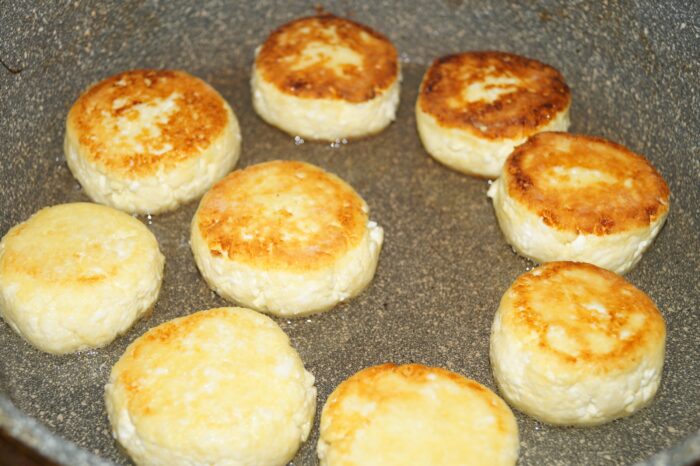 Fry for about 6-7 minutes on each side.