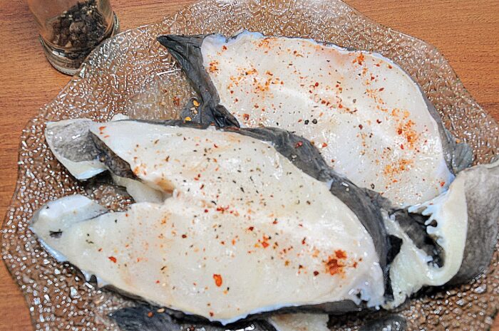 Sprinkle the thawed steaks with lemon juice