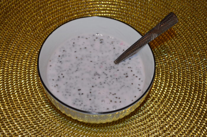 Mix well with a teaspoon