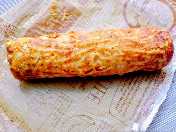 Roll up into a tight roll