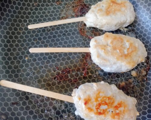 Fry the patties on skewers