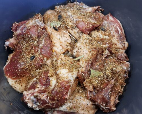 Place the meat in the multicooker bowl