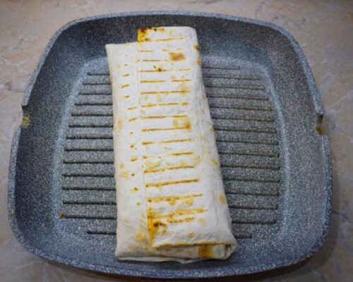 Fry our roll in a heated pan