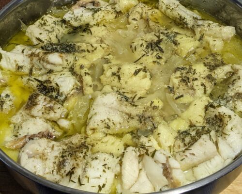 Pour in 200 ml of water