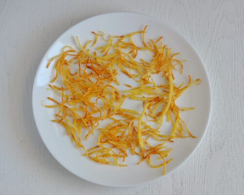 выкладываем готовый картофель на блюдо