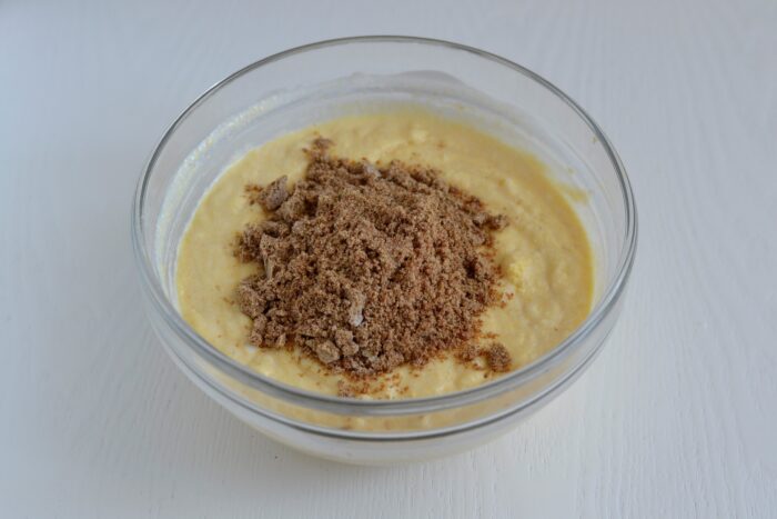 Now pour in the flaxseed flour and mix