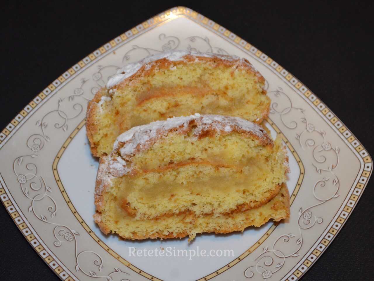 Apple Swiss Roll photo