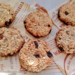 Banana-Oat Cookies with Raisins and Nuts