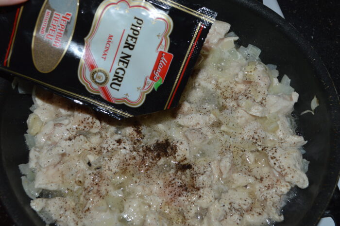 Sprinkle with ground black pepper