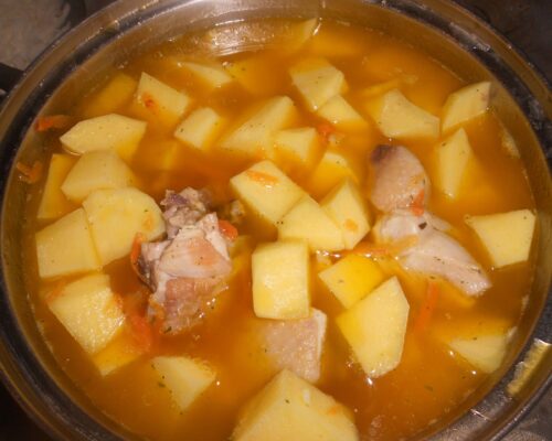 Поместить в кастрюлю