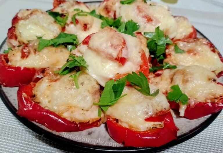 Pepper Medallions with Minced Meat and Cheese