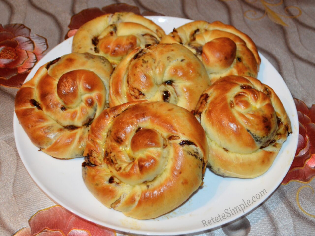 Placinte cu dulceata la cuptor poza