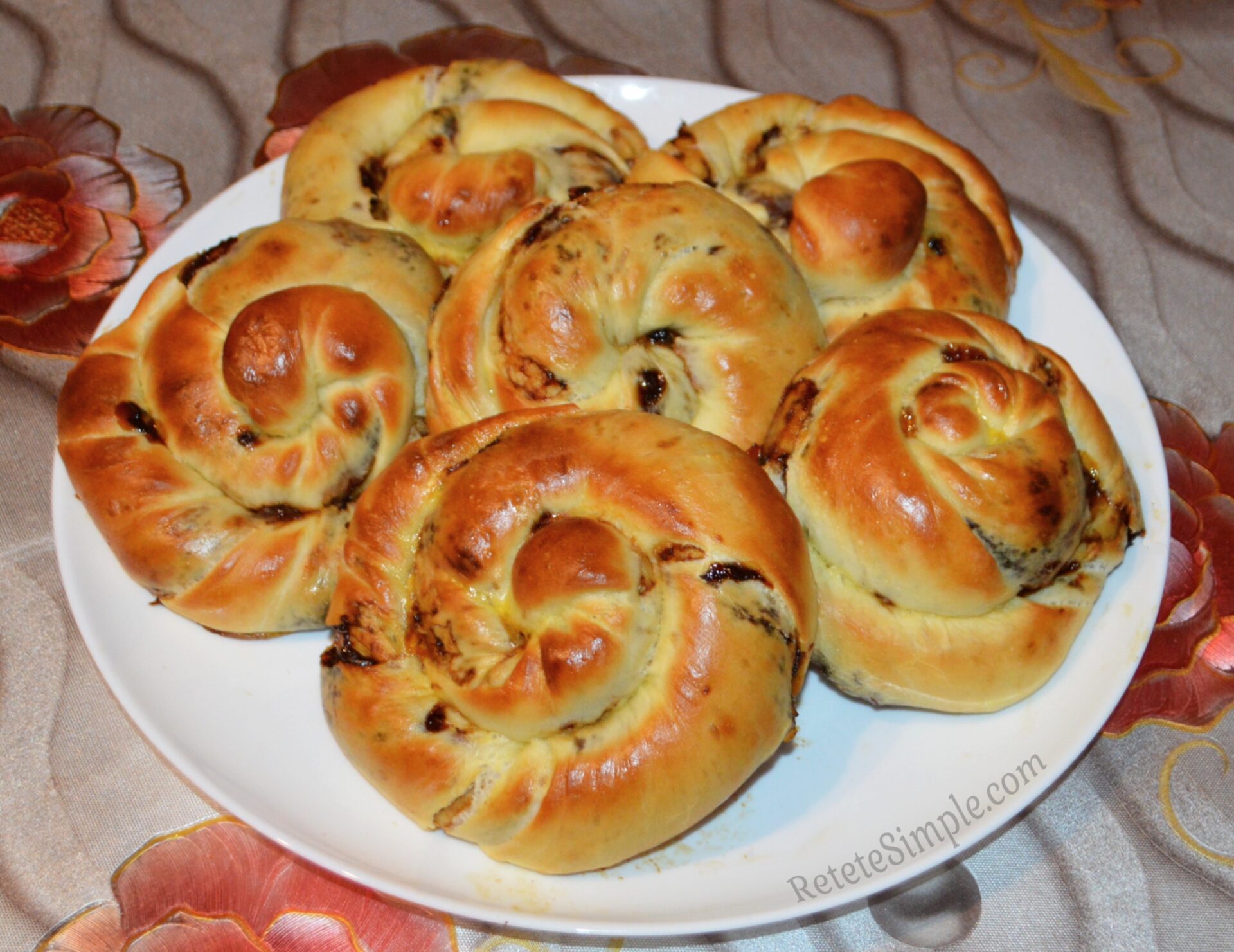 Placinte cu dulceata la cuptor poza