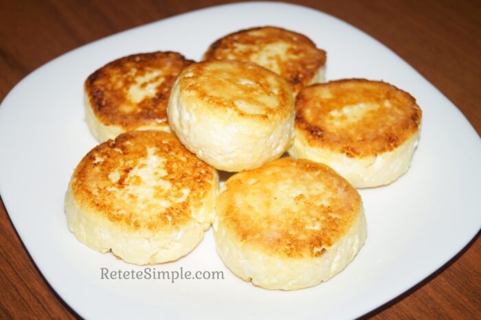 Quick Syrniki for Breakfast photo