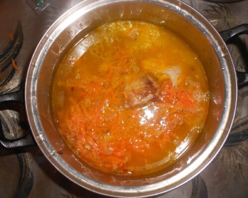 Залить водой до уровня