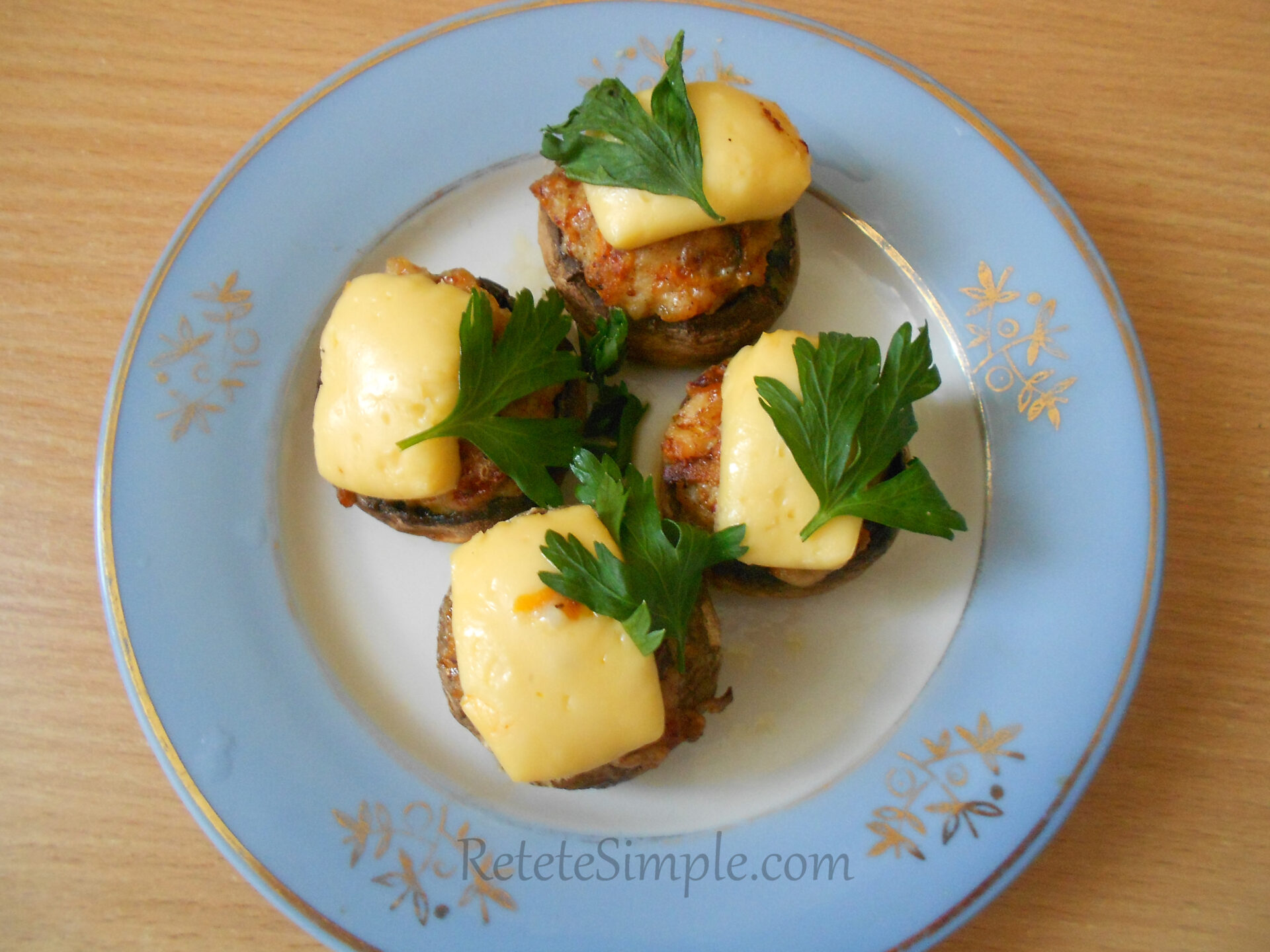 Oven-Baked Stuffed Mushrooms with Minced Meat & Cheese photo