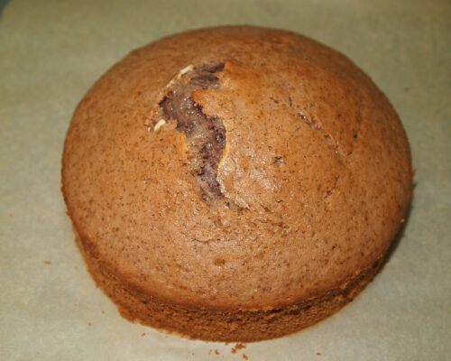 Scoateti pandispanul din forma