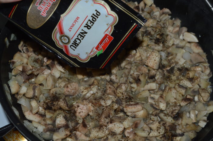 Sprinkle with ground black pepper