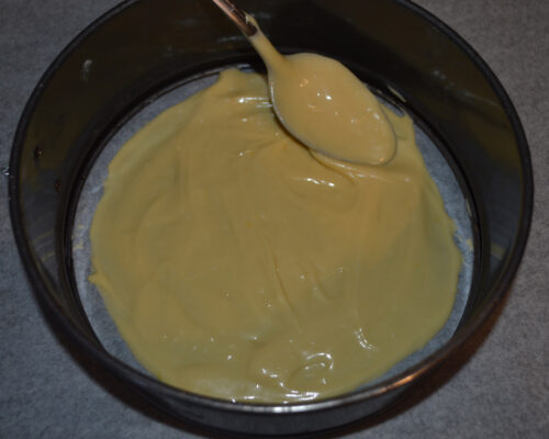 Place 2 tablespoons of dough and spread