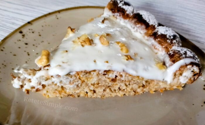 Oat carrot banana cake is ready