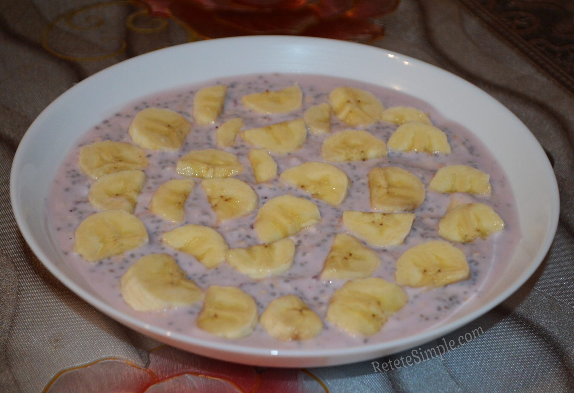 Oat & Chia Banana Pudding photo