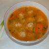 Sopa de albóndigas foto