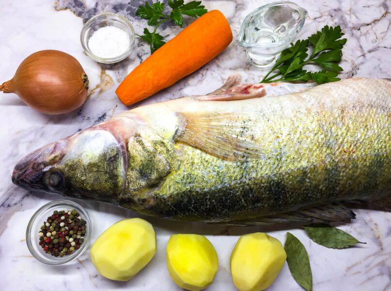 Ingrediente pentru supa de peste